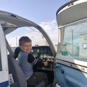 Meet your Posher, Joshua